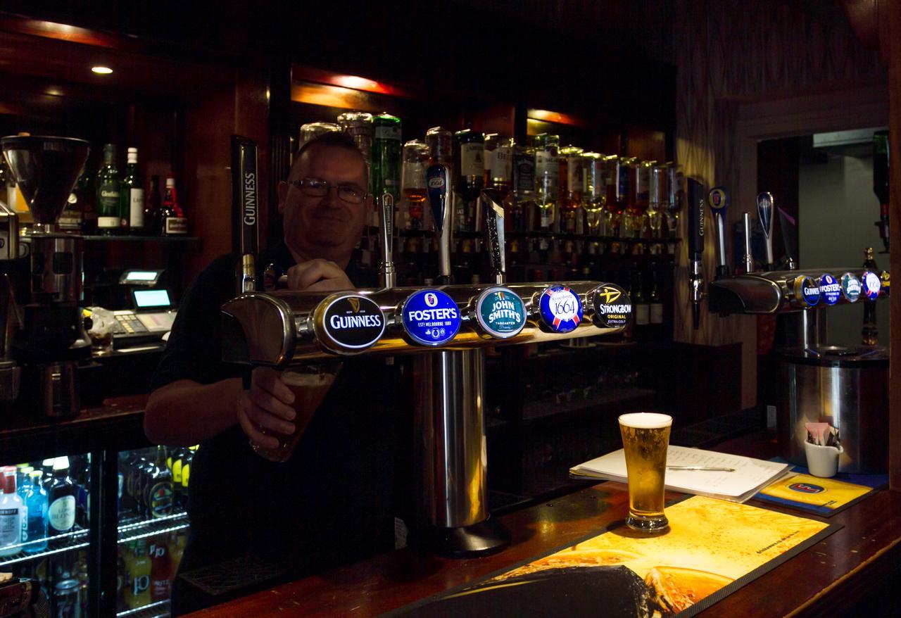 Hadleigh Hotel อีสต์บอร์น ภายนอก รูปภาพ